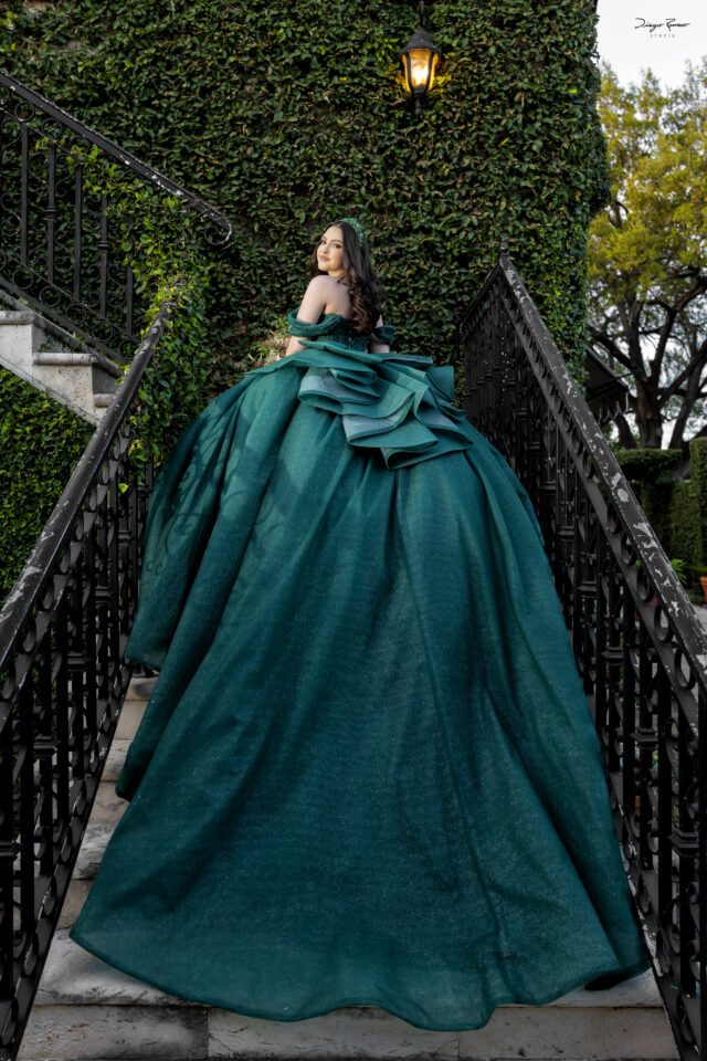 https://ximena-f.click/wp-content/uploads/2025/04/2P7A8366-640x960.jpg